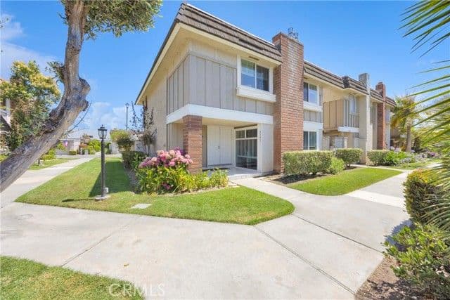 5191 Victoria, Westminster, Active - Home for Sale