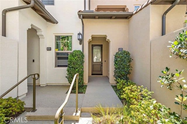 184 Elkhorn, Irvine, Active - Home for Sale