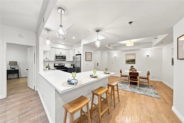 2222 N Beachwood Dr, Los Angeles, Active - Home for Sale