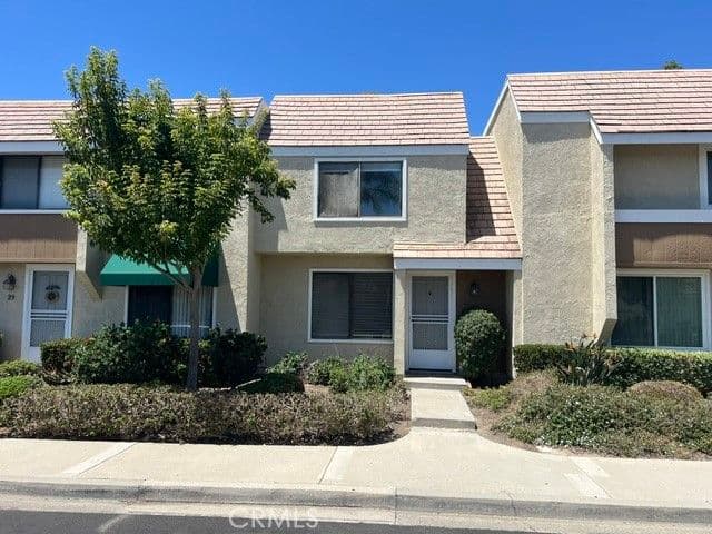 31 Meadowgrass, Irvine, Active - Home for Sale