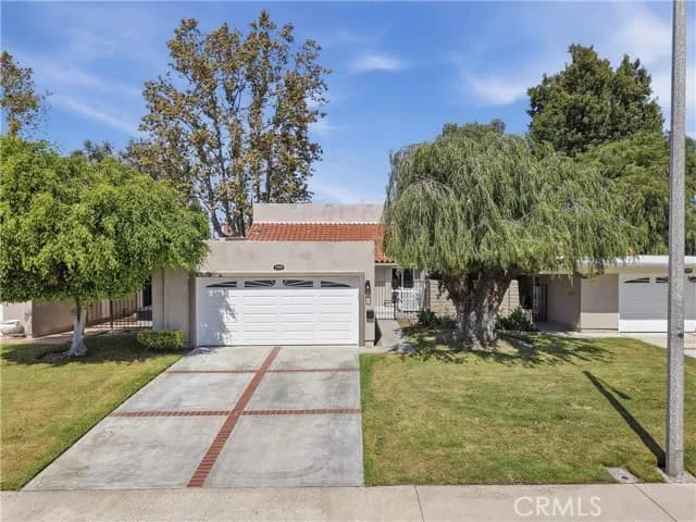 10803 Los Jardines, Fountain Valley, Active - Home for Sale