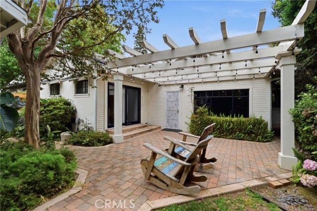 239 Mira Mar Ave, Long Beach, Active - Home for Sale