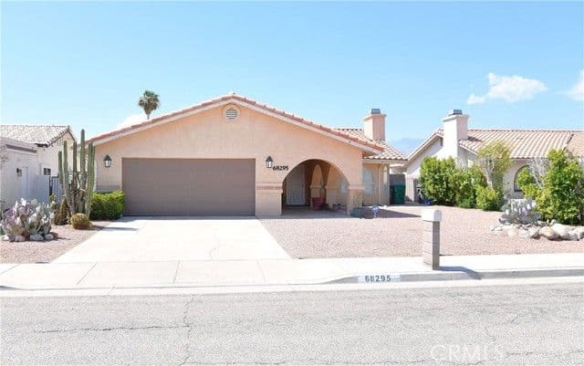 68295 Modalo, Cathedral City, Active - Home for Sale