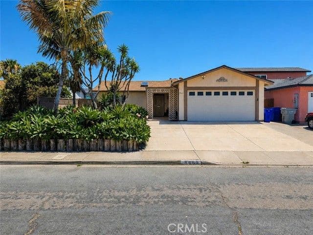 8669 Bennington, San Diego, Active - Home for Sale