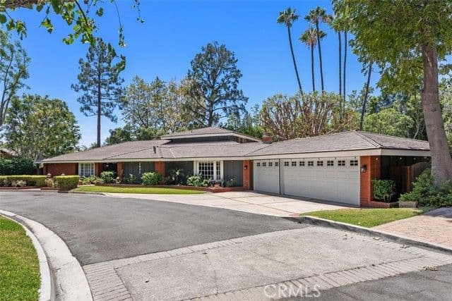 1632 SE Skyline Dr, North Tustin, Active - Home for Sale