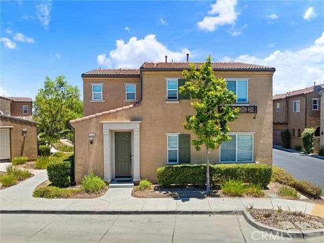 37330 Paseo Tulipa, Murrieta, Active - Home for Sale