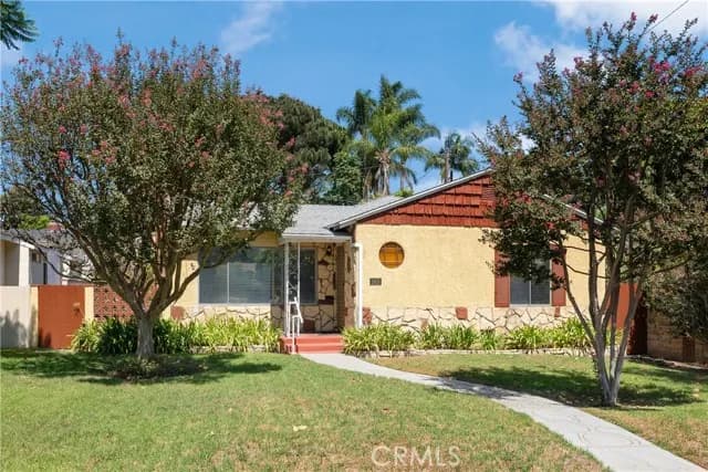 1815 W Riverside Dr, Burbank, Active - Home for Sale