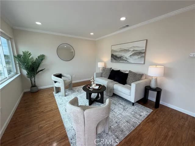 3112 Luna, San Diego, Active - Home for Sale
