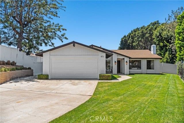 872 S Havenwood Circle, Orange, Active - Home for Sale