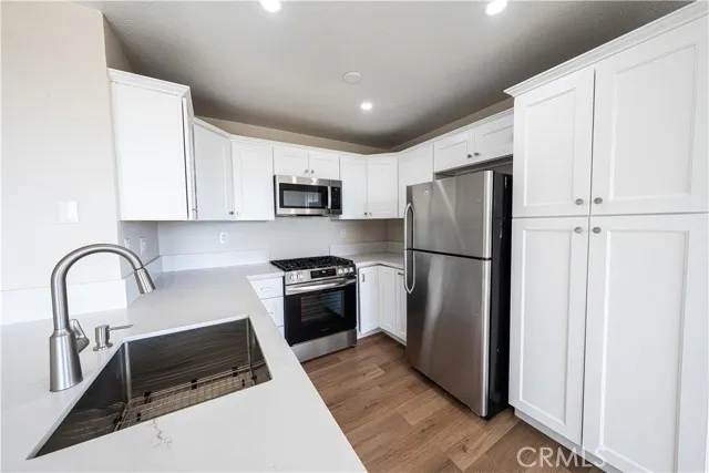 2568 Avenida Del, Corona, Active - Home for Sale