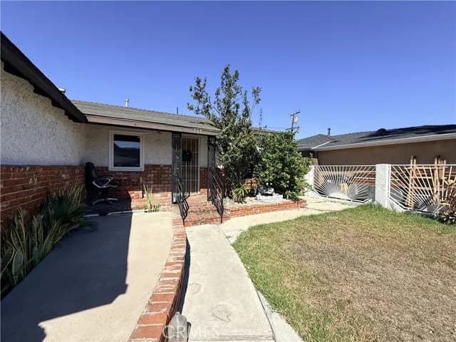 717 E Santa Rita, Compton, Active - Home for Sale