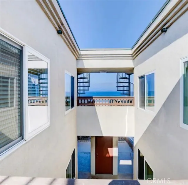 3250 Strandway, San Diego, Active - Home for Sale