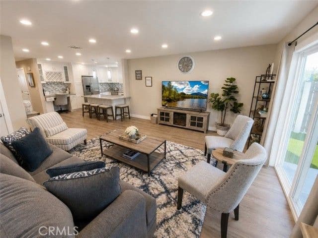 401 Eton, Burbank, Active - Home for Sale