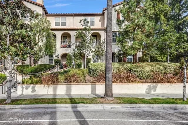827 E Promenade, Azusa, Active - Home for Sale