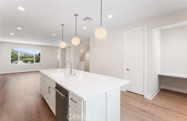 101 Sorrel Court, Burbank, Active - Home for Sale