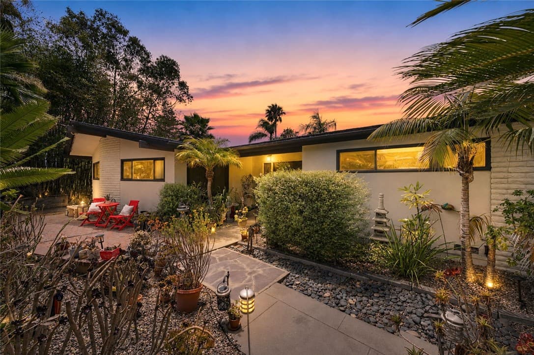 1773 Ivy, Oceanside, Active - Home for Sale