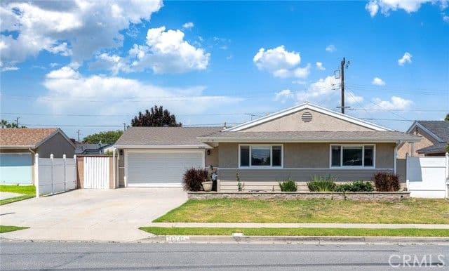 10441 Saint Alban, Cypress, Active - Home for Sale