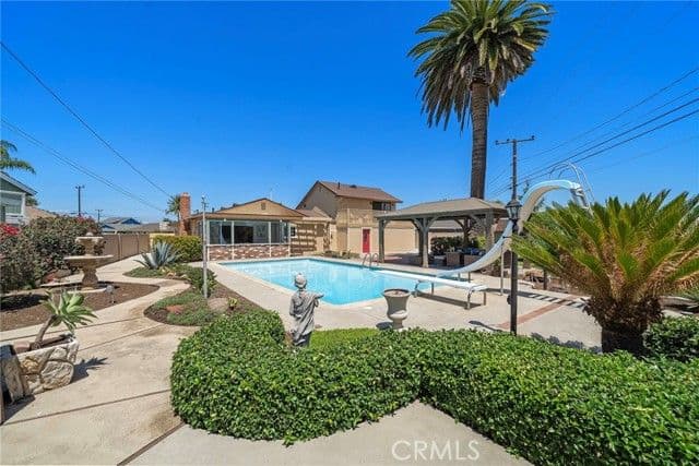 8798 La Casita Ave, Fountain Valley, Active - Home for Sale