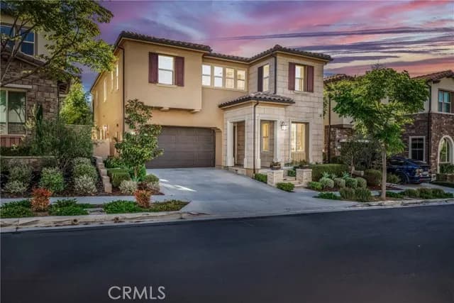1675 Sonora Creek Ln, Lake Forest, Active - Home for Sale