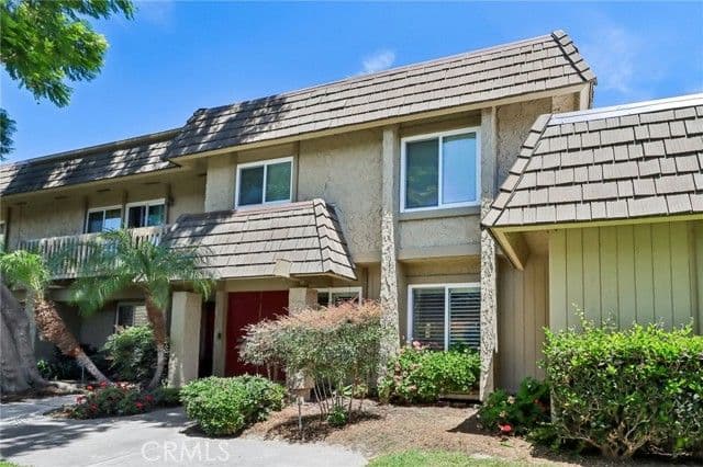 10424 Echo River Court, Fountain Valley, Active - Home for Sale
