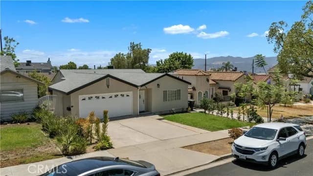 924 E Tujunga, Burbank, Active - Home for Sale