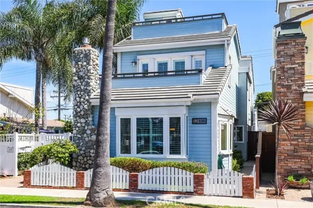 126 8th, Seal Beach, Active - Home for Sale