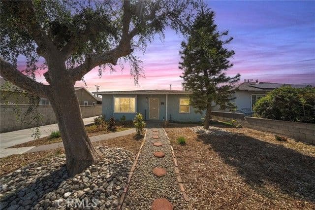 543 N Angeleno Ave, Azusa, Active - Home for Sale