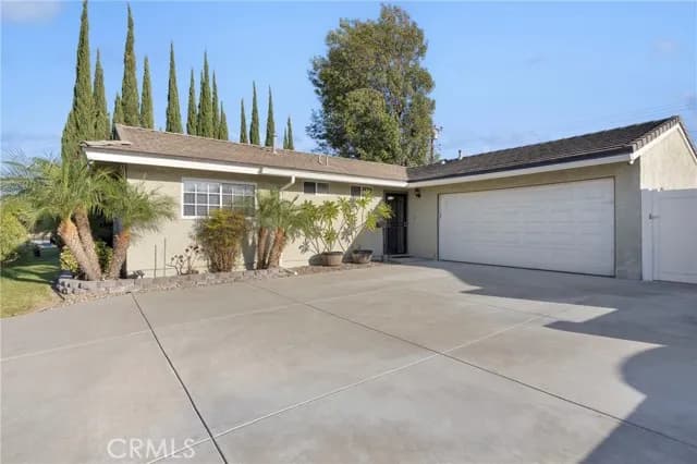 5462 Cynthia Circle, Cypress, Active - Home for Sale