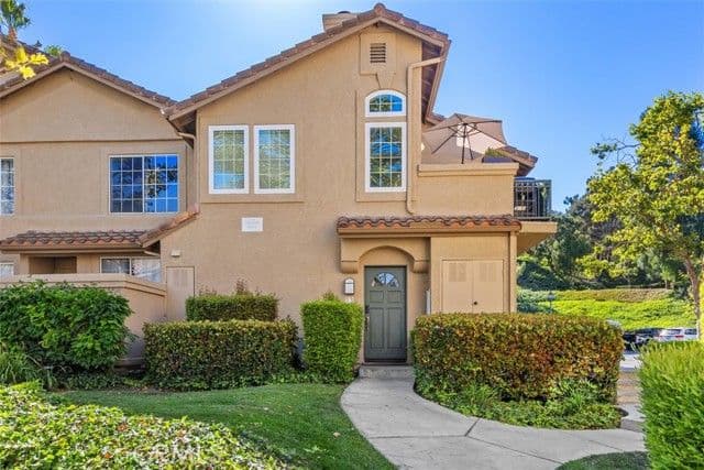 12 Hillgate Place, Aliso Viejo, Active - Home for Sale