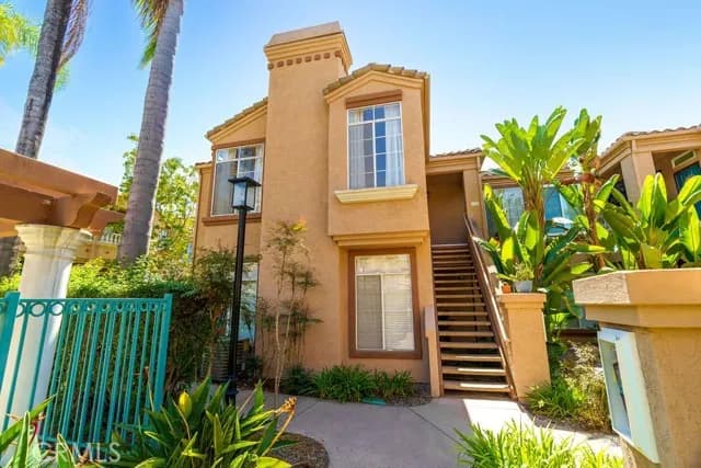 3555 Cameo Dr, Oceanside, Active - Home for Sale