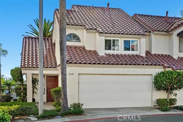 21121 Calle De Paseo, Lake Forest, Active - Home for Sale