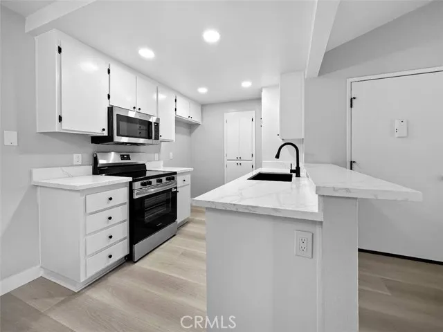 3535 Banbury, Riverside, Active - Home for Sale