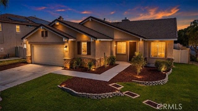 1281 Sugar Maple Ln, Perris, Active - Home for Sale
