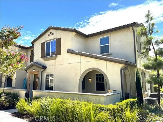 7120 Vernazza, Eastvale, Active - Home for Sale
