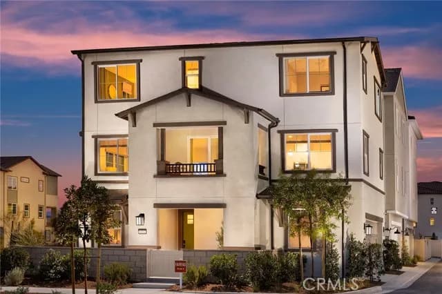 6038 Burren Way, Eastvale, Active - Home for Sale
