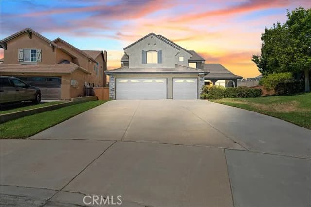 10011 Thornbird Court, Moreno Valley, Active - Home for Sale