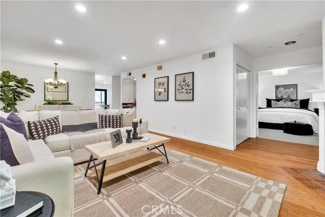 935 Main, El Segundo, Active - Home for Sale