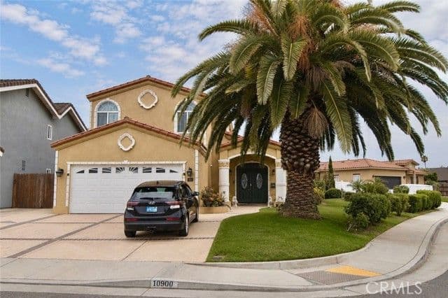 10900 La Flor, Fountain Valley, Active - Home for Sale