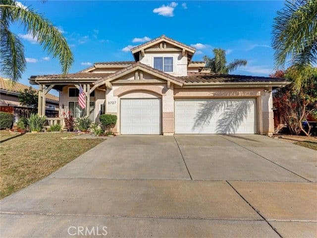 5727 Dartmoor, Oceanside, Active - Home for Sale