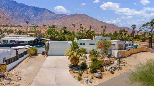 2723 N Junipero Ave, Palm Springs, Active - Home for Sale