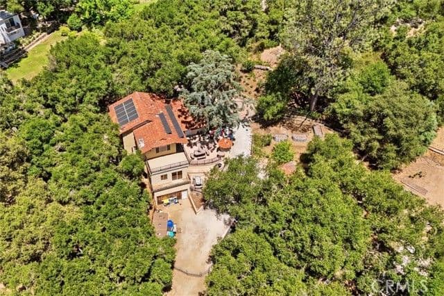 736 Crater Oak Dr, Calabasas, Active - Home for Sale