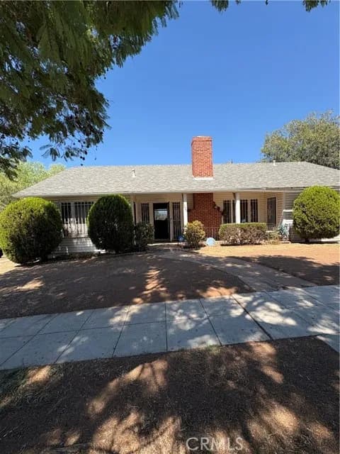 102 E 7th, Escondido, Active - Home for Sale