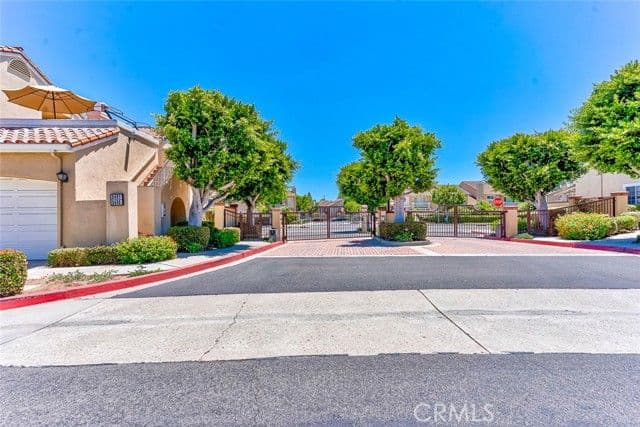 2495 Paseo Circulo, Tustin, Active - Home for Sale