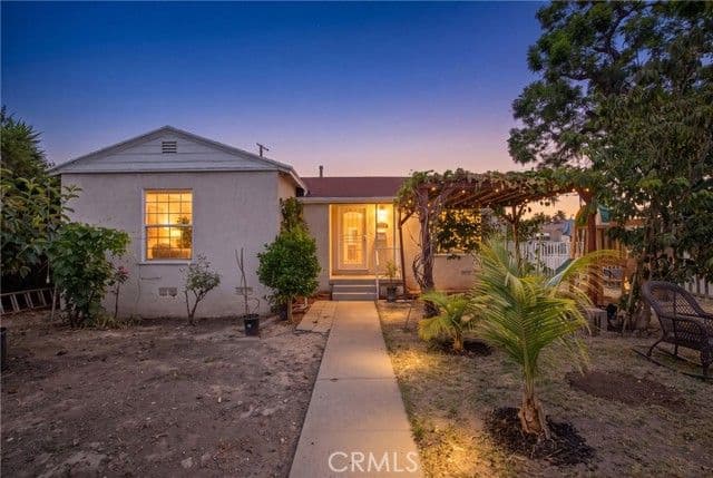 2011 N Grape, Compton, Active - Home for Sale