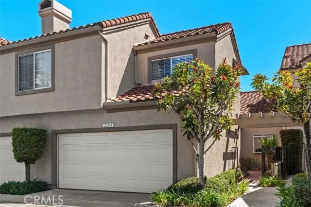 22114 Antigua, Mission Viejo, Active - Home for Sale