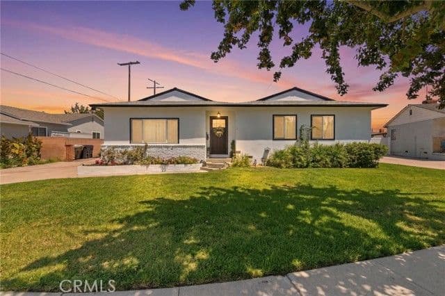 1427 E Hukee, Anaheim, Active - Home for Sale