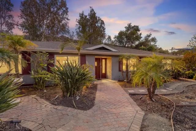 12845 Stone Canyon Rd, Poway, Active - Home for Sale