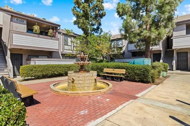 9189 Village Glen Dr, San Diego, Active - Home for Sale