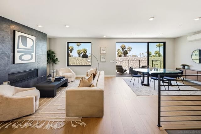 505 N Freeman St, Oceanside, Active - Home for Sale