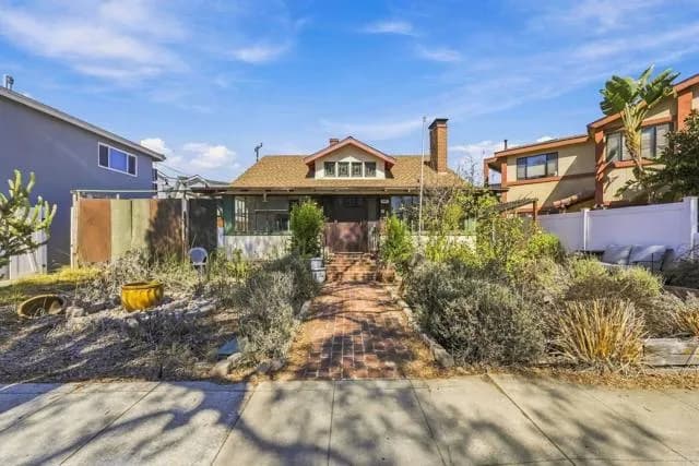 848 Olive Ave, Coronado, Active - Home for Sale
